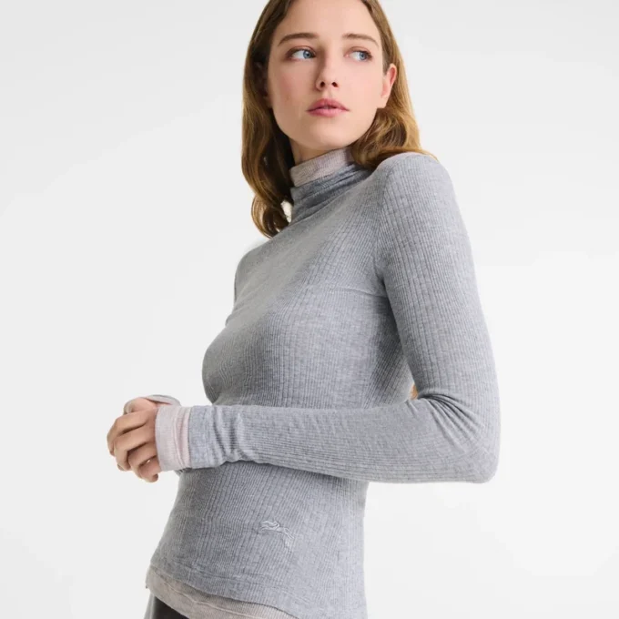 Dünner Rollkragenpullover Dünner Rollkragenpullover