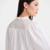 Ecru – Bluse mit gesmoktem Schleier Ecru – Bluse mit gesmoktem Schleier