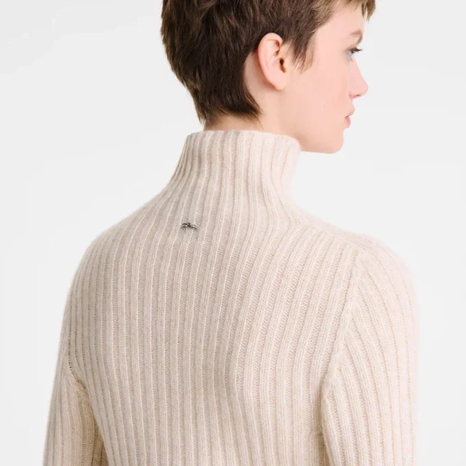 Ecru – Strickpullover mit hohem Kragen Ecru – Strickpullover mit hohem Kragen