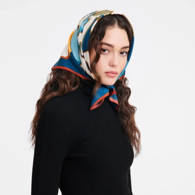 Longchamp University Seidenschal 70