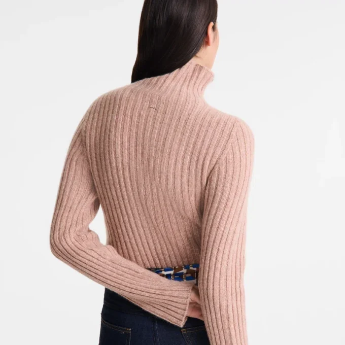 Pink Tea – Strickpullover mit hohem Kragen Pink Tea – Strickpullover mit hohem Kragen