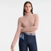 Pink Tea – Strickpullover mit hohem Kragen Pink Tea – Strickpullover mit hohem Kragen