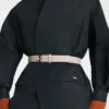 Schwarz – Kimonojacke aus technischem Taft Schwarz – Kimonojacke aus technischem Taft