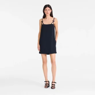 Schwarz – Kreppkleid