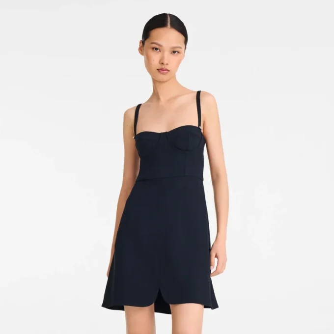 Schwarz – Kreppkleid Schwarz – Kreppkleid