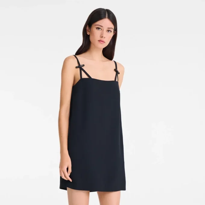 Schwarz – Kreppkleid Schwarz – Kreppkleid