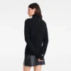 Schwarz – Strickpullover mit hohem Kragen Schwarz – Strickpullover mit hohem Kragen