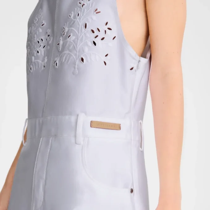 Weiß – Besticktes Gabardine-Kleid Weiß – Besticktes Gabardine-Kleid